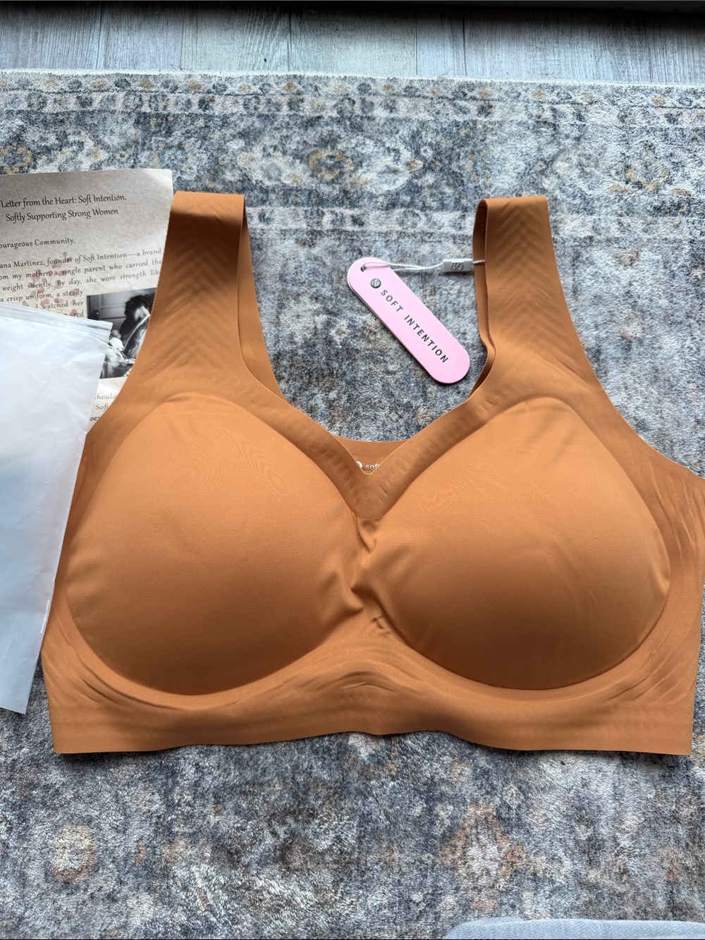 Smooth Molded Bra in Camel
